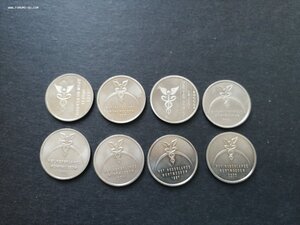 Набор из восьми иностранных монет