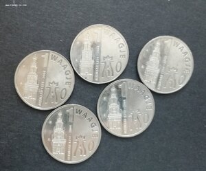 Памятники архитектуры на монетах