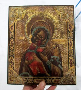 Икона Божией Матери "Владимирская" Аналой, сусальное золото.