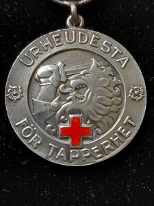 Медаль Ордена Креста Свободы 1 класса 1941 красный крест.