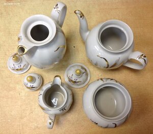 Набор-Чайник,кофейник,сахарница,сливочник Дулево