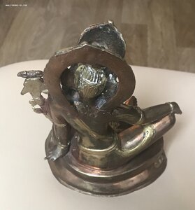 Бронзовая статуэтка Будды. Фигурка буддийского божества.