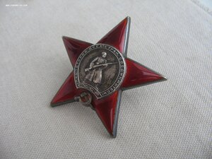 КЗ "пятка" две пуговицы. На генерала.