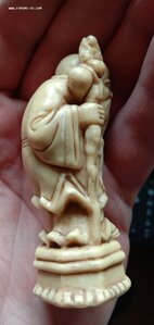 Помогите с атрибуцией нэцке.