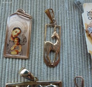 Подвески разные золото 585 .