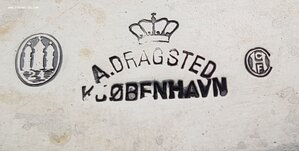 ЧАЙНИК - КОФЕЙНИК -САХАРНИЦА- КОМПЛЕКТ- СЕРЕБРО - ПО 100 РУБ