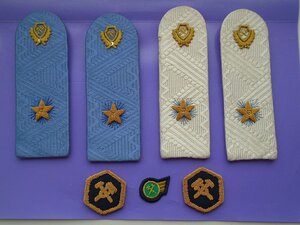 2 пары вышитых погон и фурнитура генералов ЖД