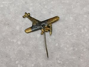 Знак 1 мая, самолёт