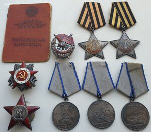Группа старшины: Знамя винт, две Славы, три Отваги, ОВ2 и КЗ