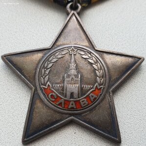 Группа старшины: Знамя винт, две Славы, три Отваги, ОВ2 и КЗ