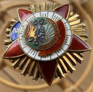 Орден Боевое Красное Знамя 2-е награждение № 132 Монголия.