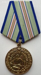 Люксовый Кавказ военный. Редкий сдвиг штампа на реверсе.