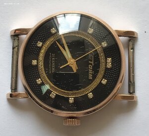 Мужские золотые часы Мак Тайм с бриллиантами.