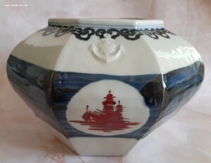 Япония. Ваза от Министерства ВМФ в память войны с Китаем