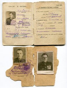 Много документов (Орденские книжки, удост. к медалям и др.)