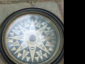 Компас корабельный старинный
