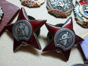 Сборный лот серебряных наград.