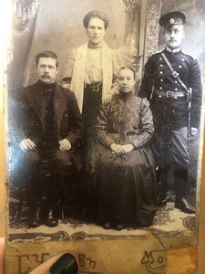 Здравствуйте, помогите определить кто на фото?