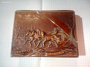 Фарфоровая шкатулка-книжка Кузнецов Русская тройка