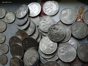Николаевские  серебряные монетки разных годов, без обращения