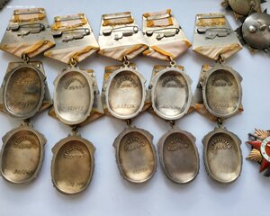 10 почетников На Мельхиоровых колодках, номера в теме.