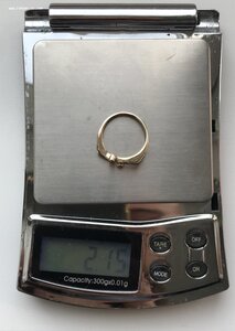 Женское золотое кольцо 750 пробы с бриллиантами