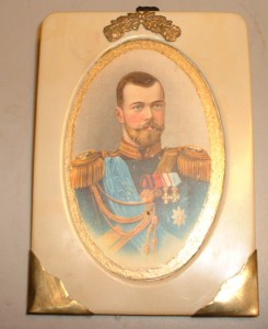 Портрет Николая-2 в красивой рамке