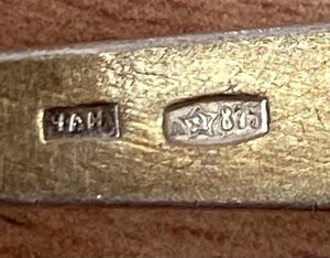 Серебряные кофейные ложки в эмалях.