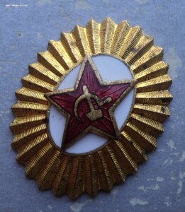 Офицерская кокарда с накладной звездой, производство ГДР ?