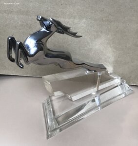 Олень на капот Волга ГАЗ-21. Подарочный вариант.