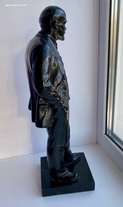 Довоенная чугунная скульптура Ленина.  1940г Тираж 450шт