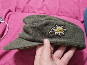 Кеппи с Эдельвейсом