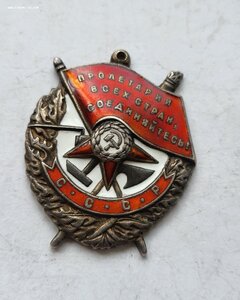 Бкз 144 тыс Капитан ВДВ из личного оружия убил 10 немцев.