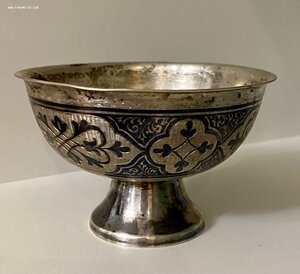 Серебряная сахарница. Серебро 875 проба.