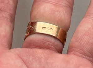 Золотая печатка СКОРПИОН. 585 проба со звездой.