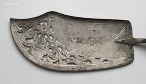 Огромный серебряный нож лопатка для рыбы. Серебро 84 пробы