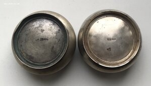 Две серебряных солонки. Серебро 875 пробы со звездой.