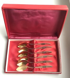 Набор серебряных кофейных ложек в коробке. Серебро 916 пробы