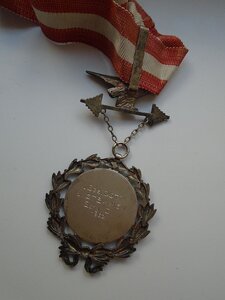 Знак Победителя соревнований по тяжелой атлетике 1932 год