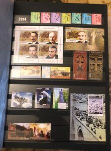 Подарочный заводские кляссера марок и конвертов Армении.