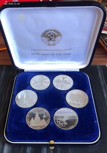 Набор монет Олимпиада-80 (пруф) в коробке.