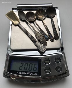 Пять серебряных ложечек для солонок. Золочение, эмаль. 875пр