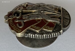 «ЗНАК ПОЧЁТА» винтовое крепление 19530.