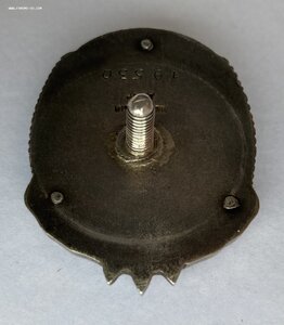 «ЗНАК ПОЧЁТА» винтовое крепление 19530.