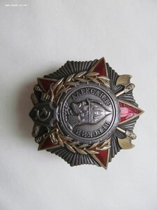 А .Невский 26тыс КРАСАВЕЦ !(на кавалера 2х  Невских !!)