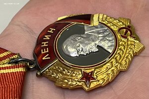 Орден Ленина на доке. Люкс.