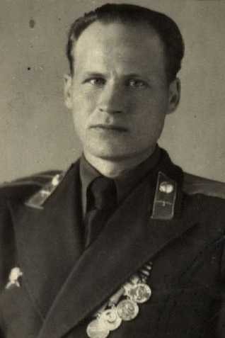 КЗ (1773т) и БЗ (200т) на начальника ПАРМ-1 ВВС Север. флота