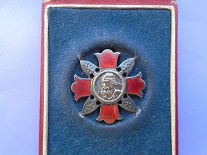 Знак За ранение в родной коробке.