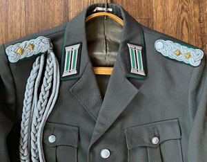 Парадная форма пограничника ГДР (фуражка-кортик-китель-брюки