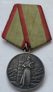 Граница серебро округлое ухо!